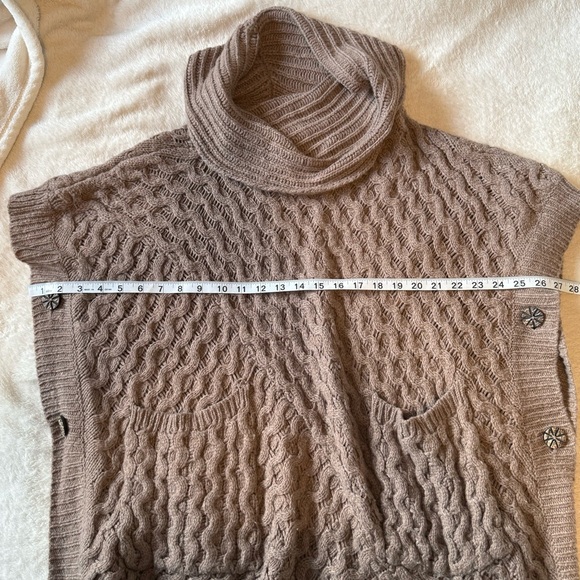 Anthropology Angel of the North Brown Cable Knit Sweater M/L - Picture 4 of 10